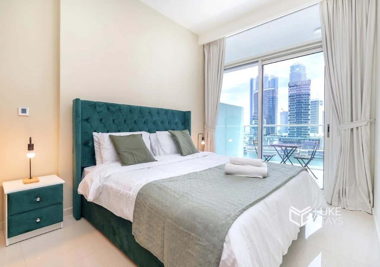 Luke Stays -Damac Vera Residences Dubai Emirados Árabes Unidos