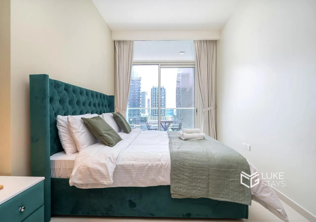 Luke Stays -Damac Vera Residences Dubai Emirados Árabes Unidos
